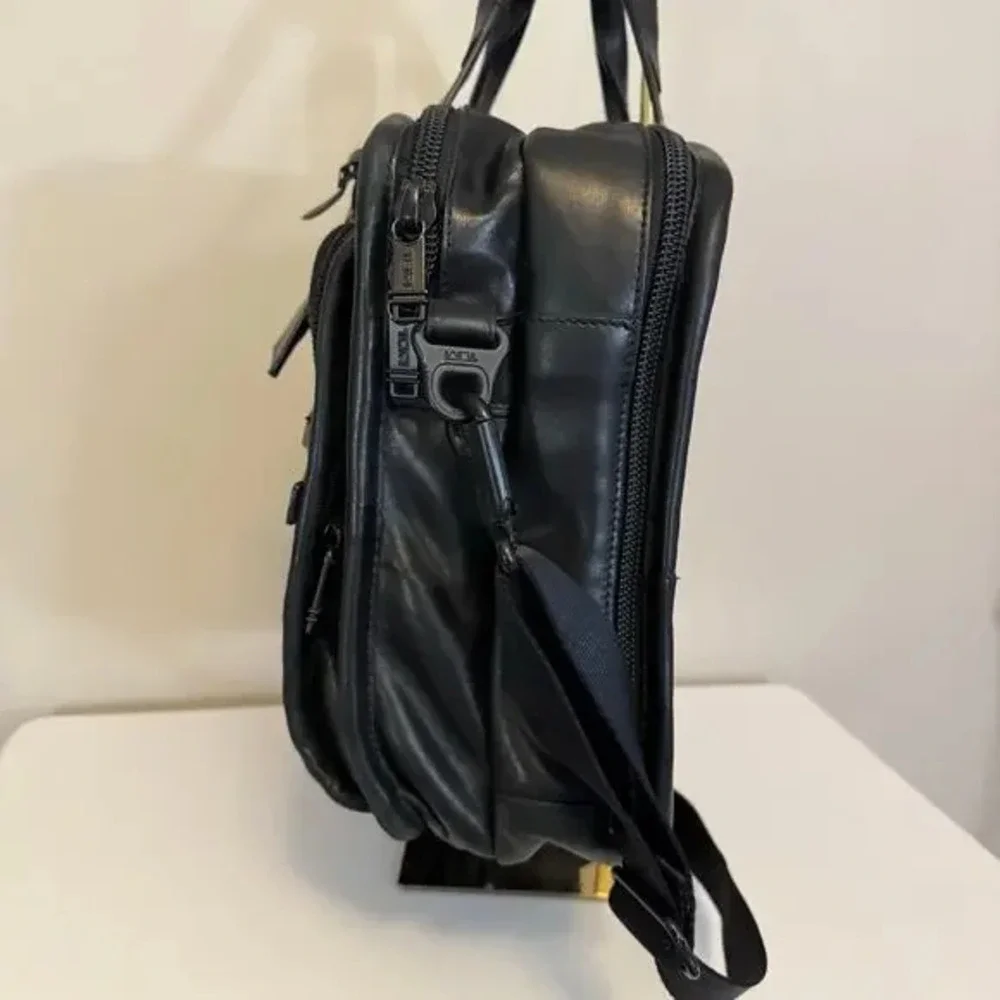 Tumi Alpha Slim Deluxe Briefcase Bag Black Leather Portfolio Messenger Business - Picture 6 of 14